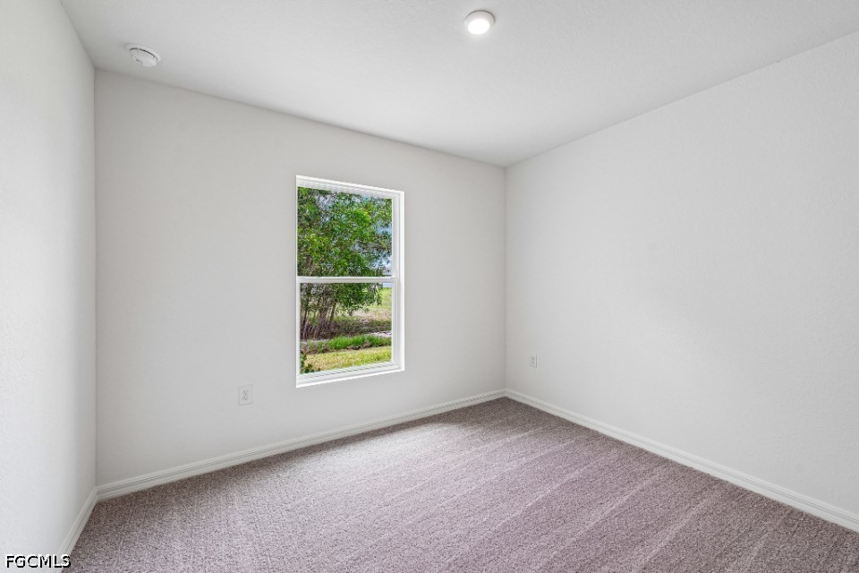 831 Lamar St E Property Photo 10