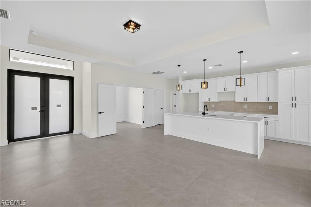 333 Pinehurst Ave Property Photo 4