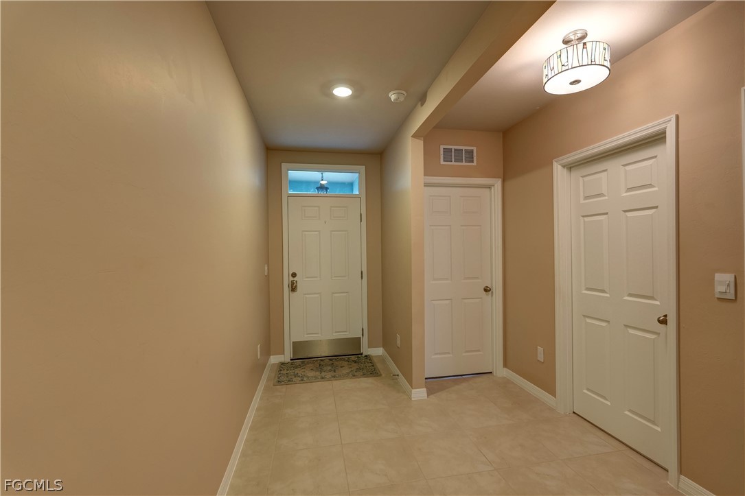 2501 Nw 20th Pl Property Photo 6