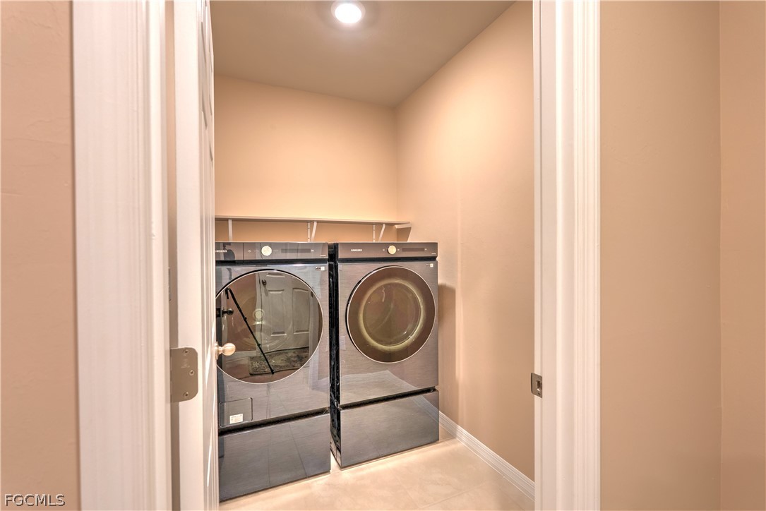 2501 Nw 20th Pl Property Photo 13