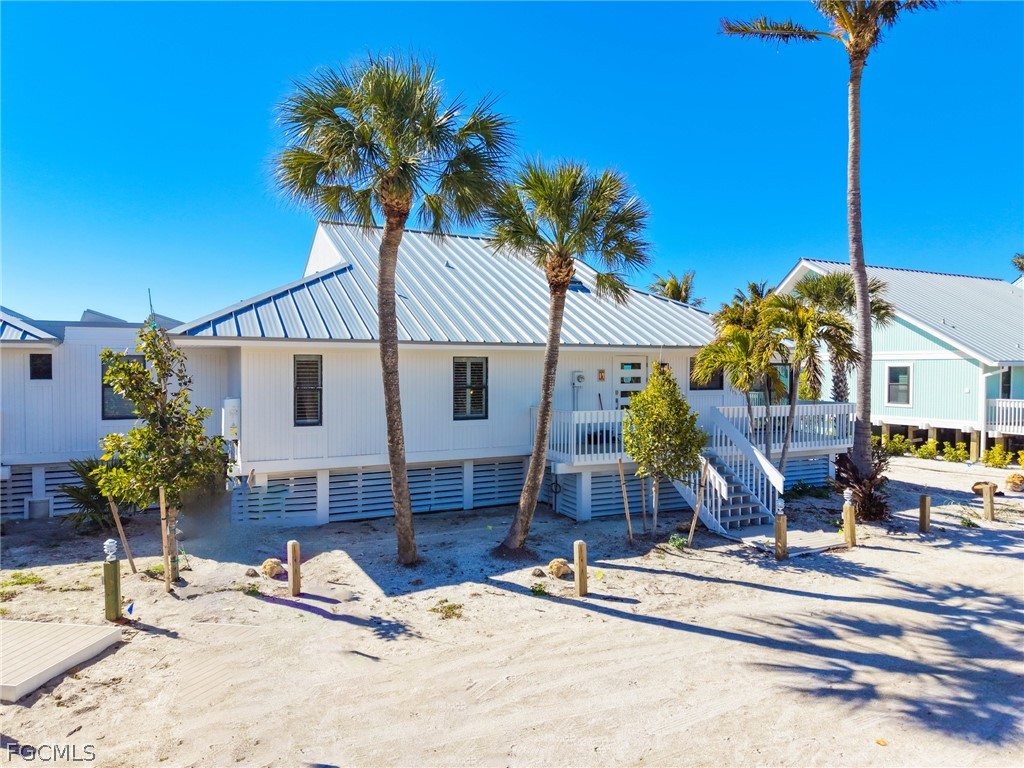 19 Beach Homes Property Photo 6