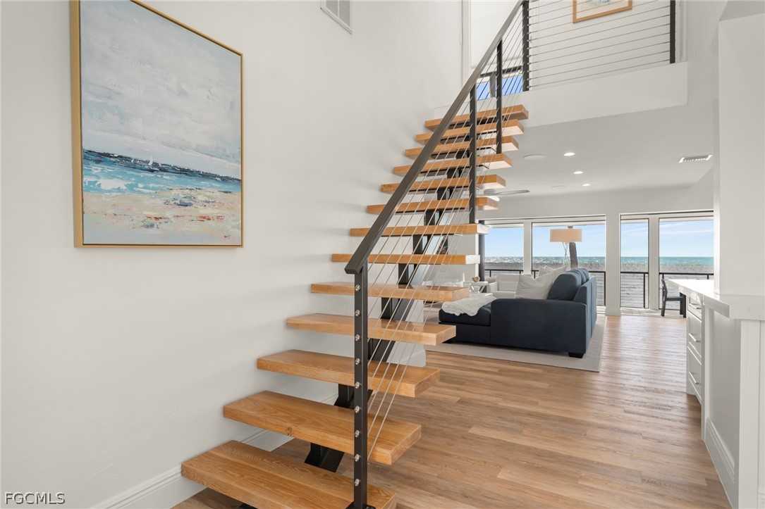 19 Beach Homes Property Photo 7