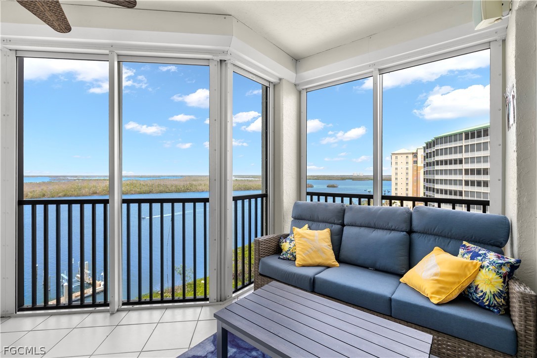4183 Bay Beach Ln 374 Property Photo 1