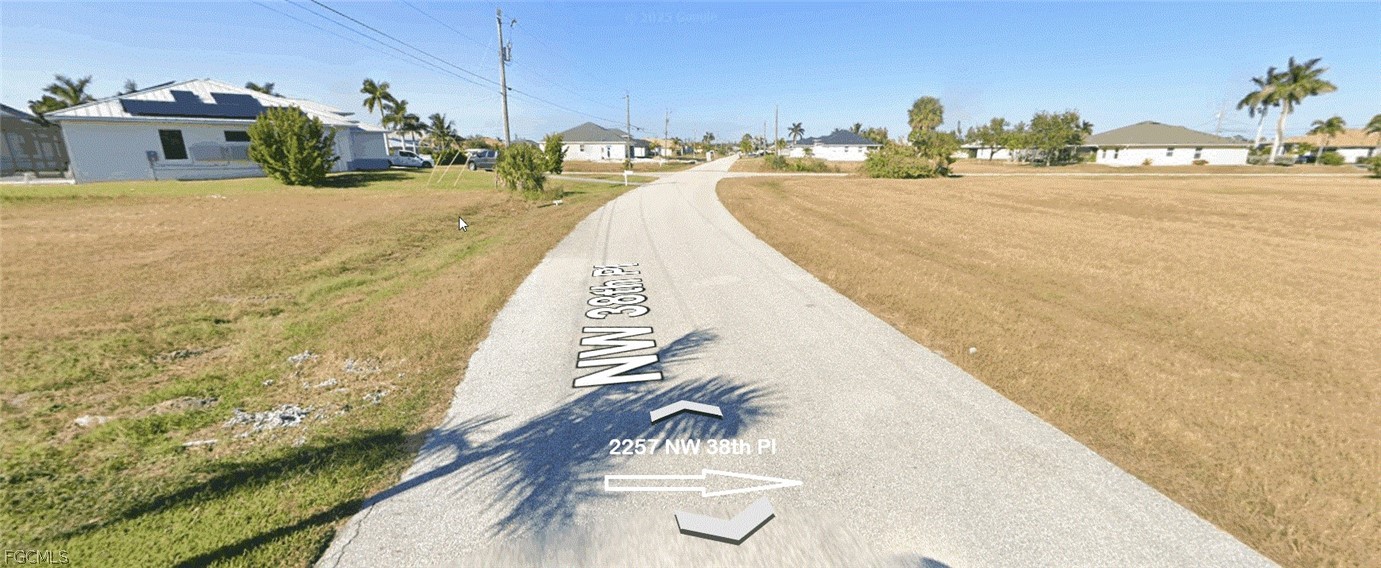 2257 Nw 38th Pl Property Photo 2
