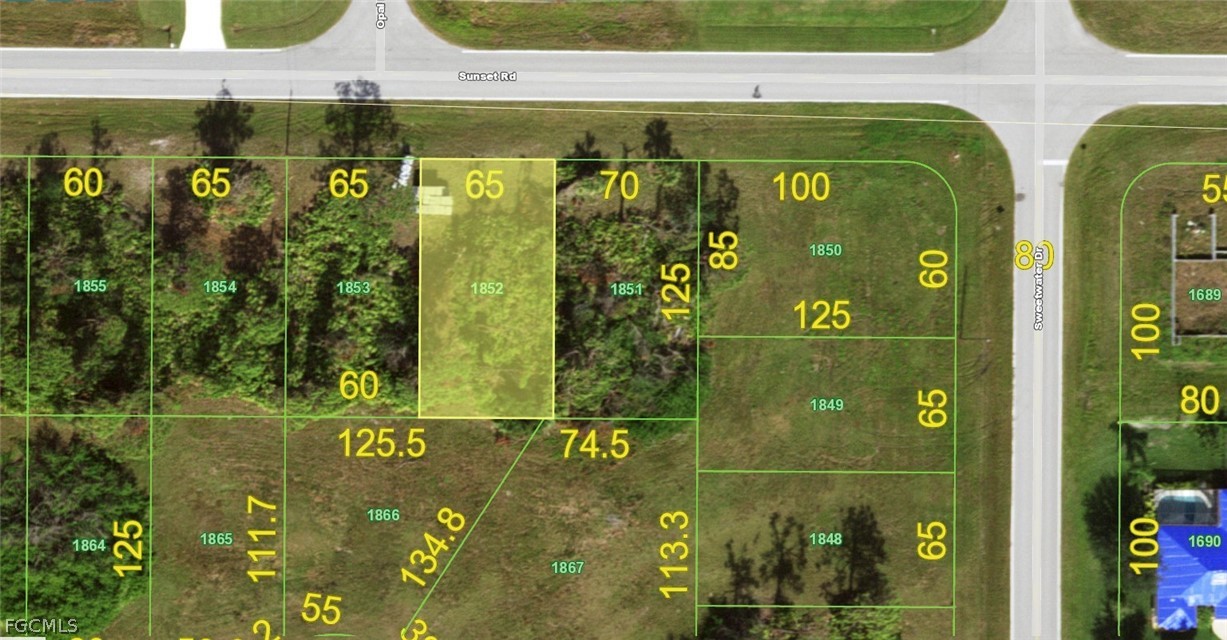 123 Sunset Rd Property Photo 1