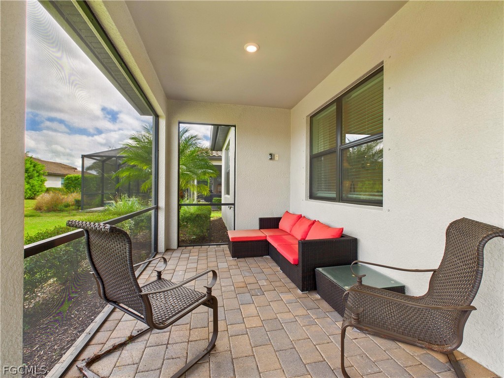 19563 Utopia Ln Property Photo 29