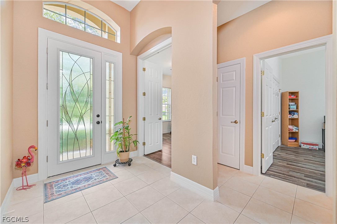 5582 Whispering Willow Way Property Photo 5