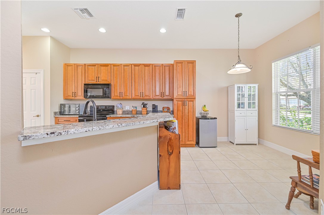 5582 Whispering Willow Way Property Photo 9