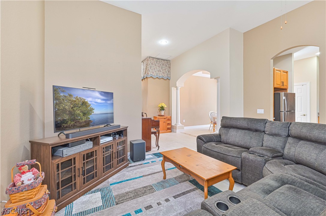 5582 Whispering Willow Way Property Photo 14
