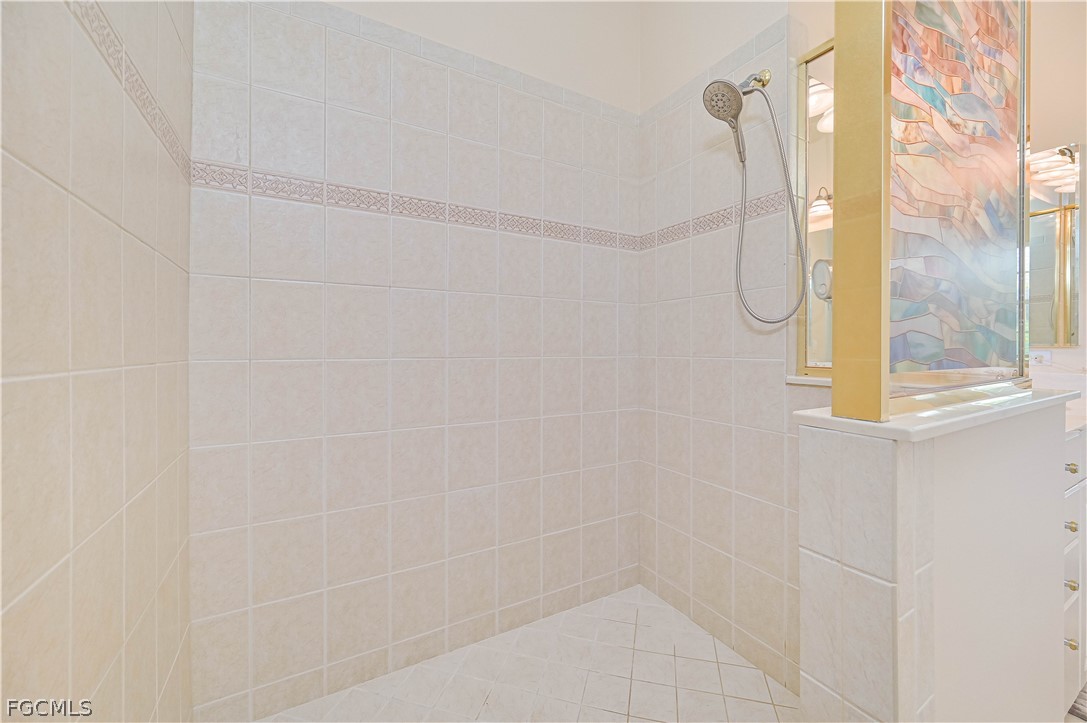 5582 Whispering Willow Way Property Photo 19