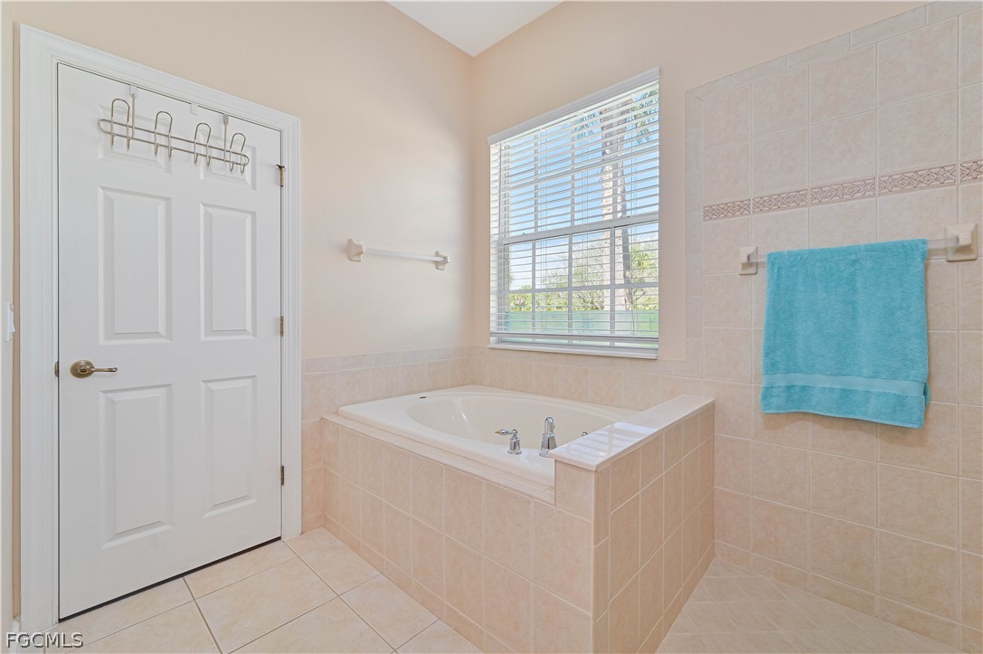5582 Whispering Willow Way Property Photo 22