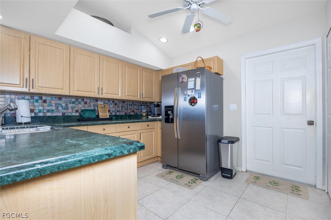 1630 Sw 9th Pl Property Photo 7