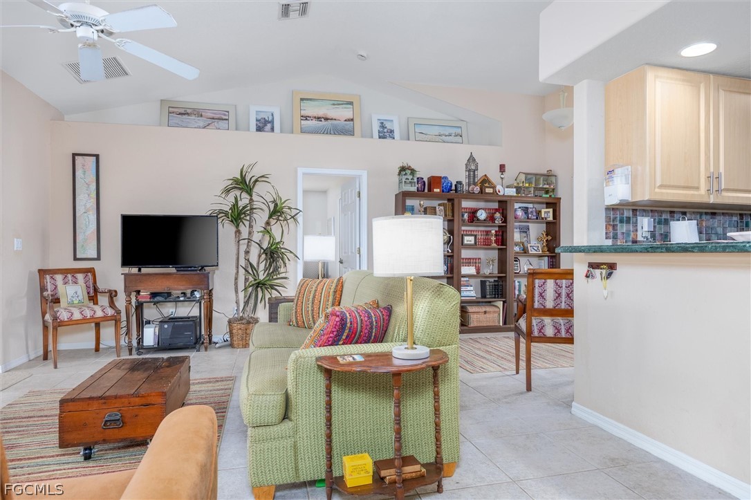 1630 Sw 9th Pl Property Photo 14