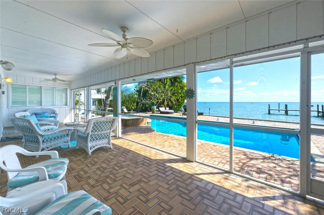 15153 Captiva Dr Property Photo 6