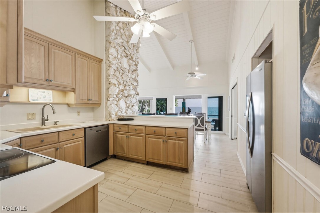 15153 Captiva Dr Property Photo 16