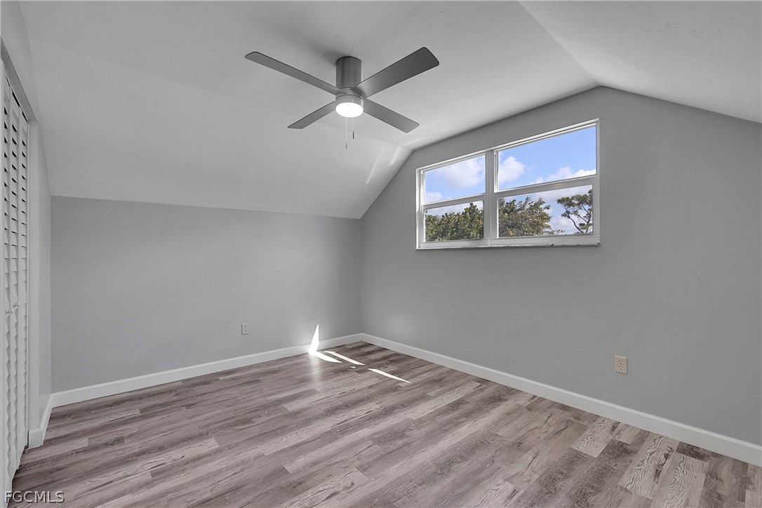 958 Indiana Ave Property Photo 14