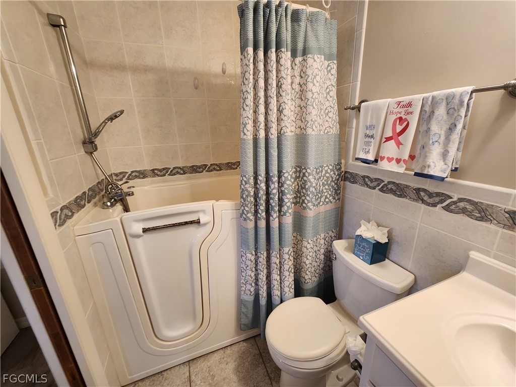1220 Se 40th St 6 Property Photo 16