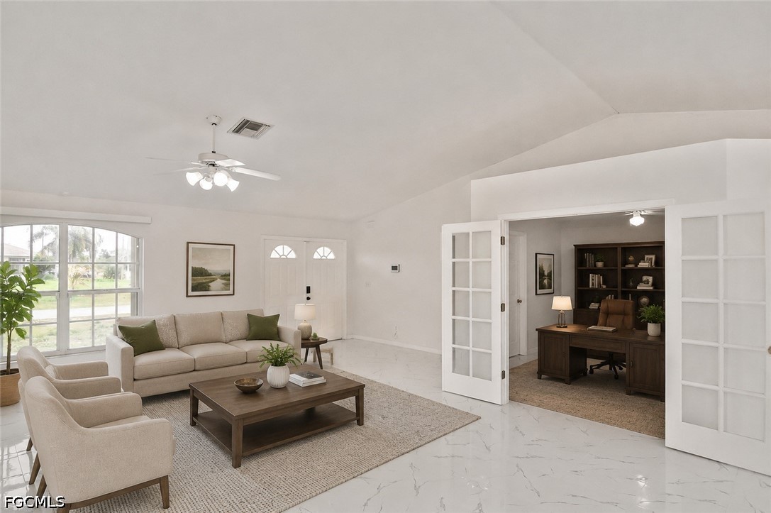 530 Peerless Cir Property Photo 7