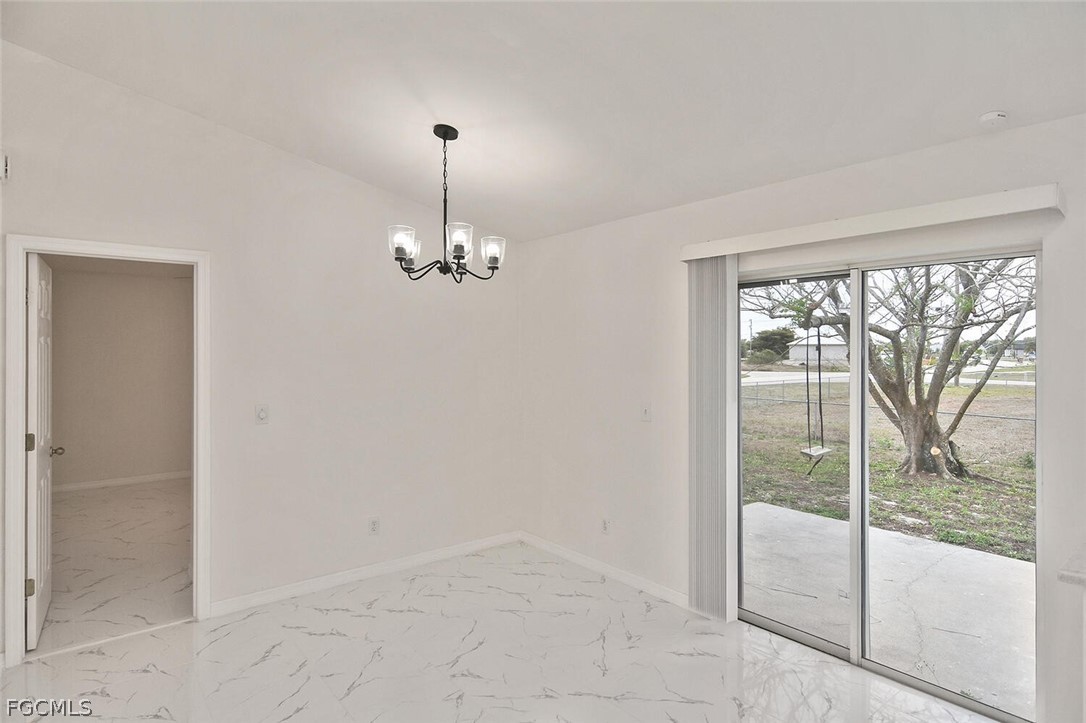 530 Peerless Cir Property Photo 13