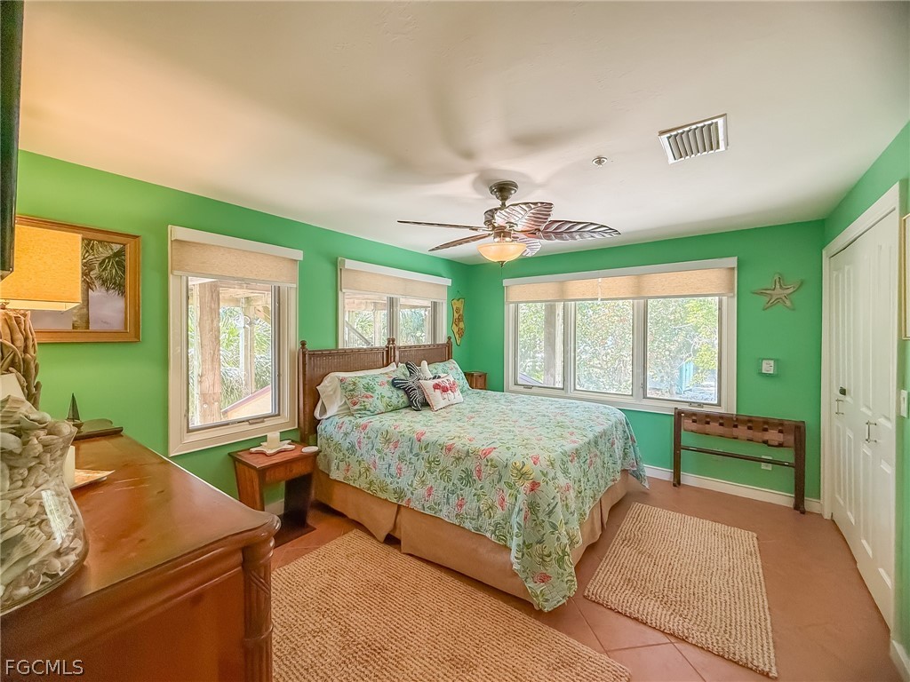 4541 Conch Shell Dr Property Photo 32