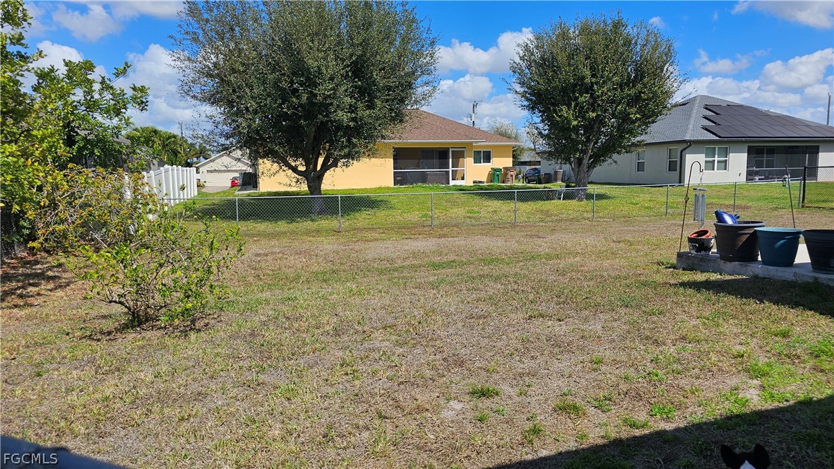 229 Se 3rd Ter Property Photo 4