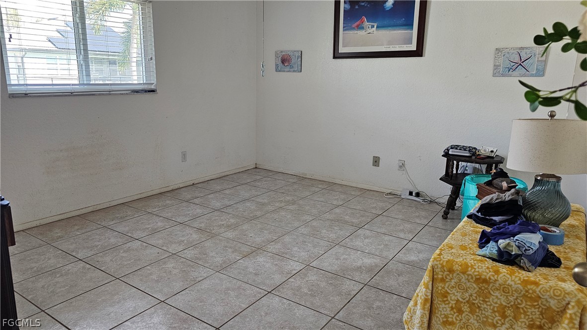 229 Se 3rd Ter Property Photo 11