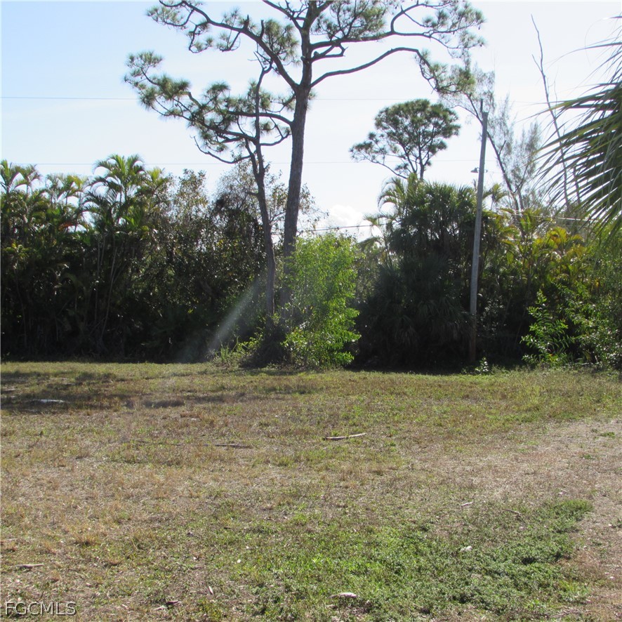 7758 Breakwater Ct Property Photo 19