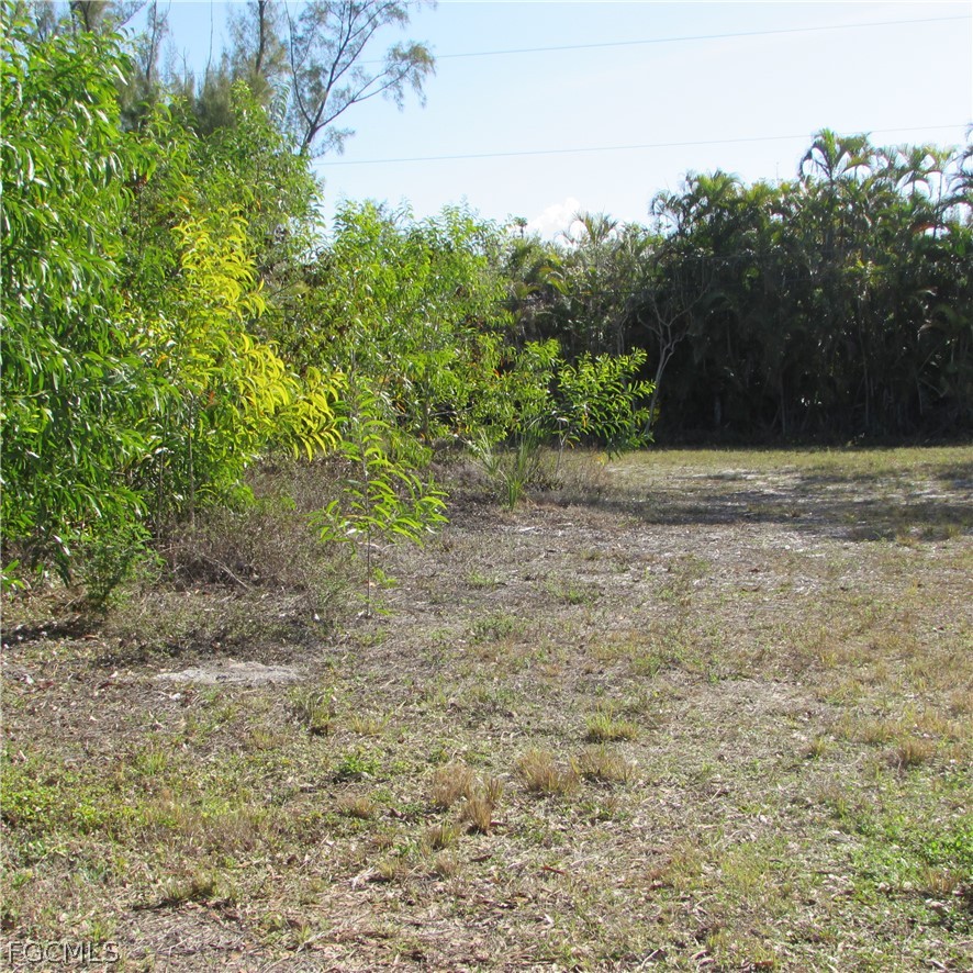 7758 Breakwater Ct Property Photo 20