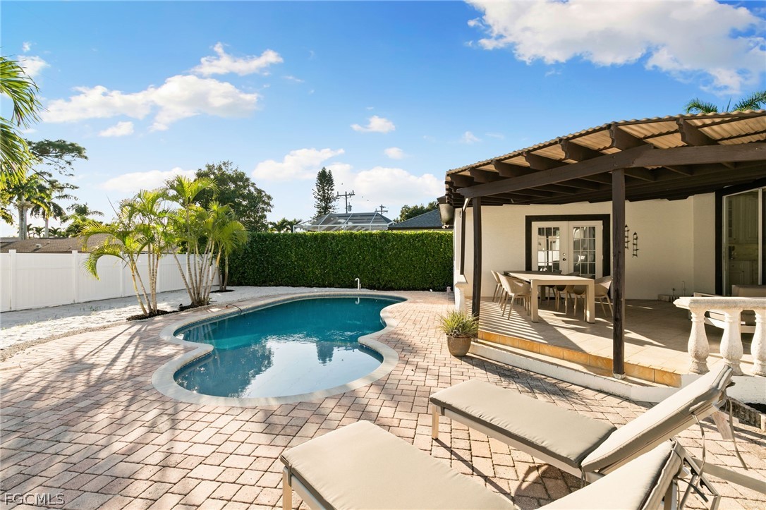 317 3rd Ave Property Photo 26