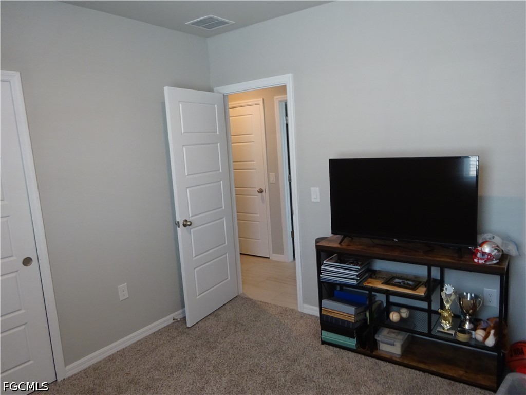 44236 Frontier Dr Property Photo 18