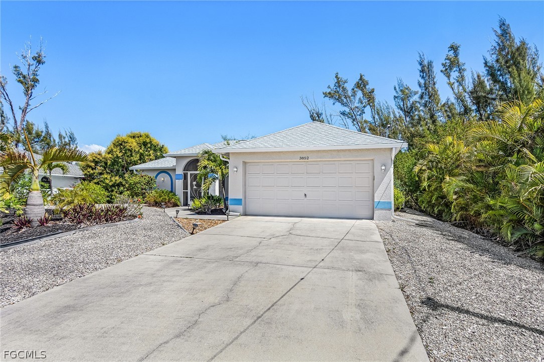 3852 Stabile Rd Property Photo 3