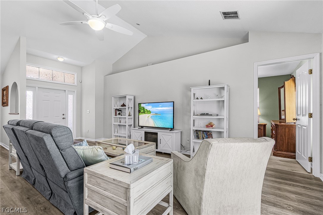 3852 Stabile Rd Property Photo 16