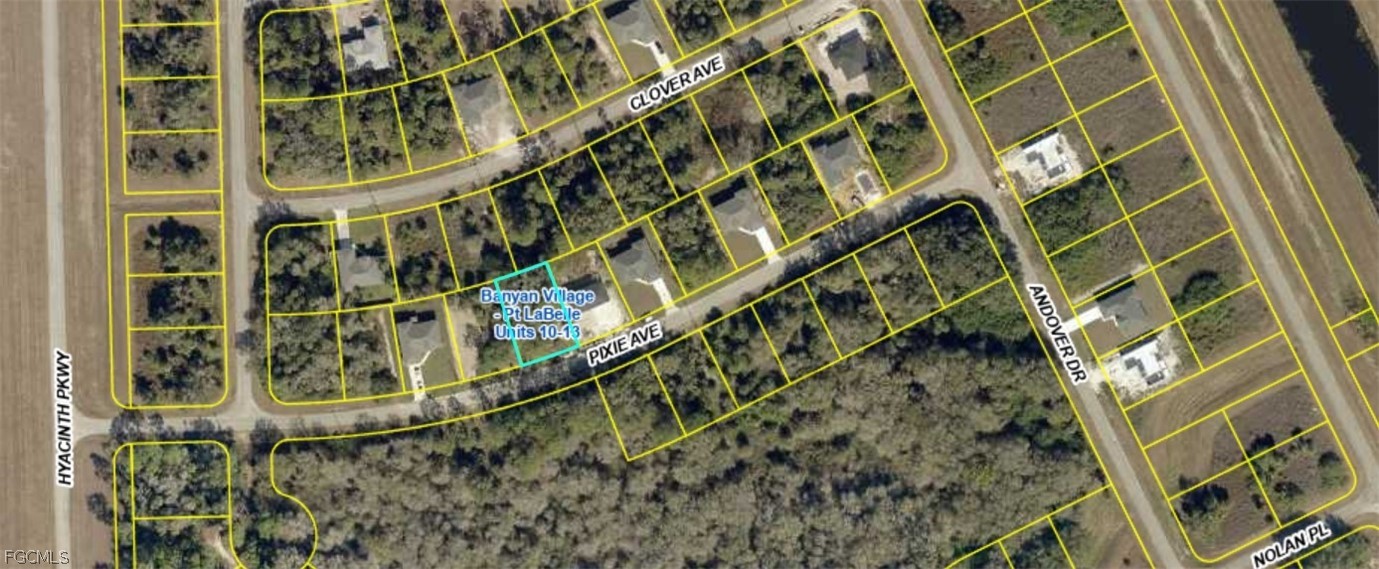 108 Pixie Ave Property Photo 4