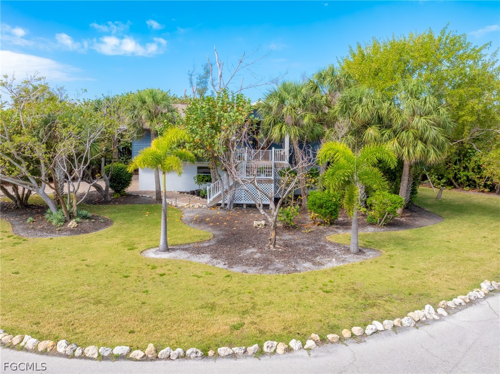 1813 Long Point Ln Property Photo 3