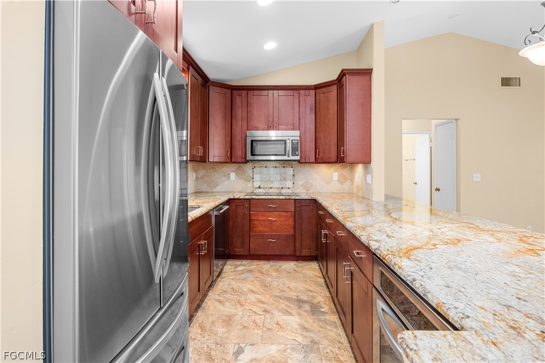 1813 Long Point Ln Property Photo 4