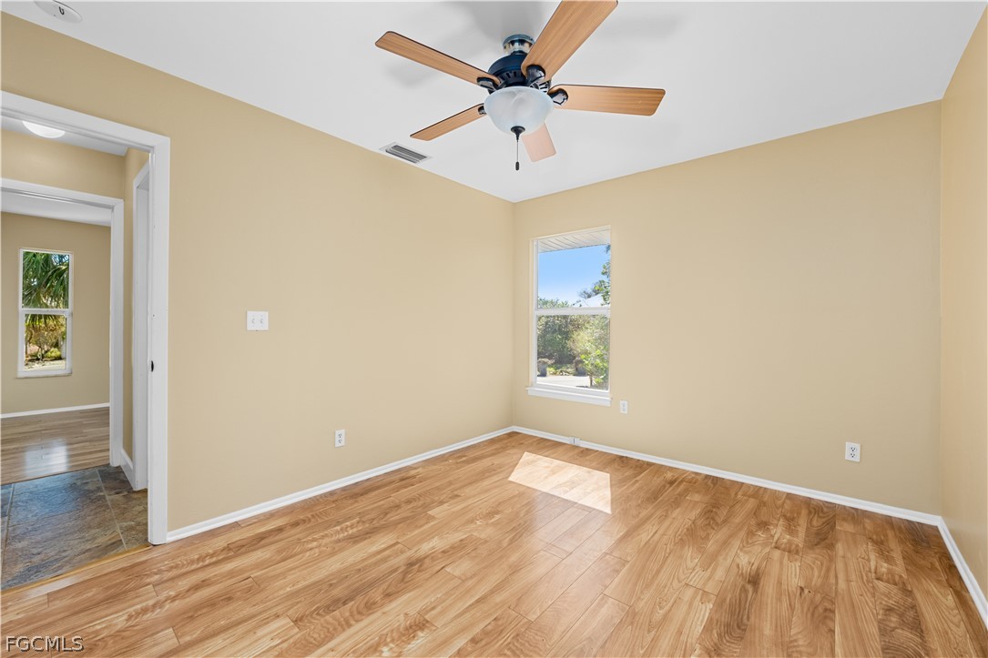 1813 Long Point Ln Property Photo 21