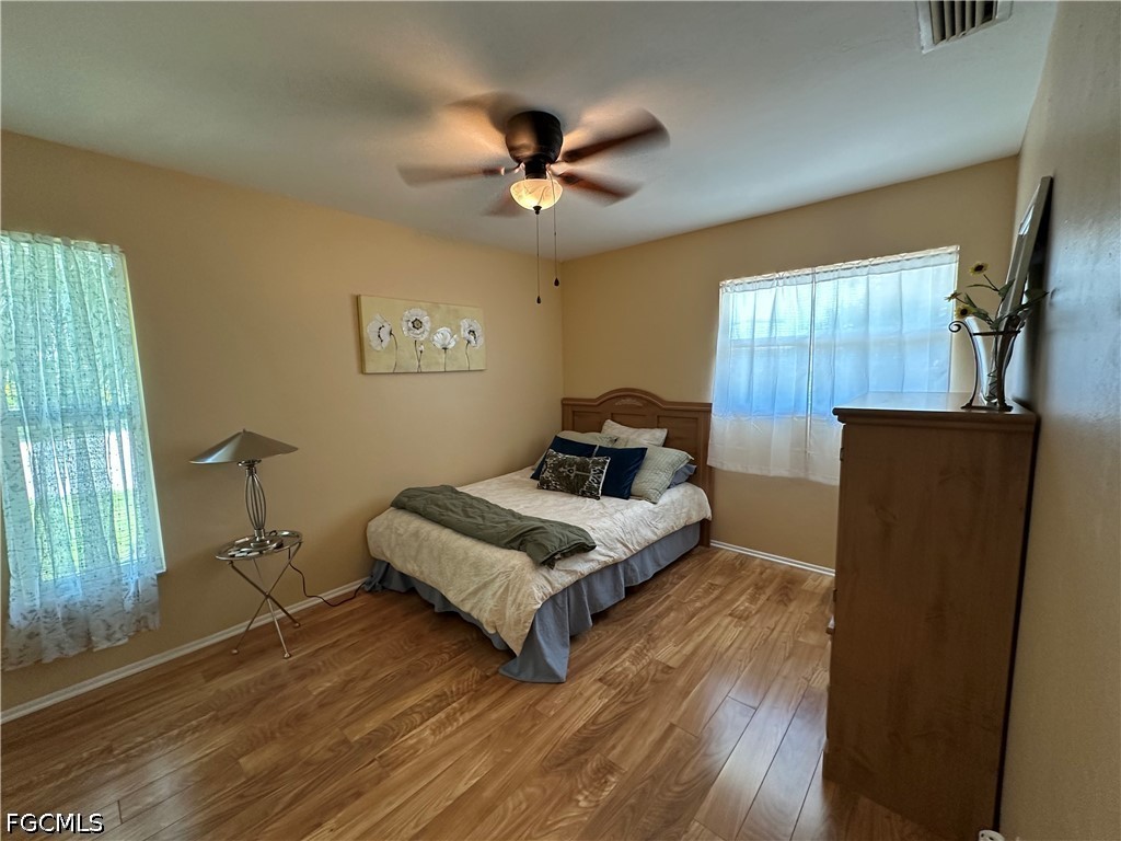 1813 Long Point Ln Property Photo 22