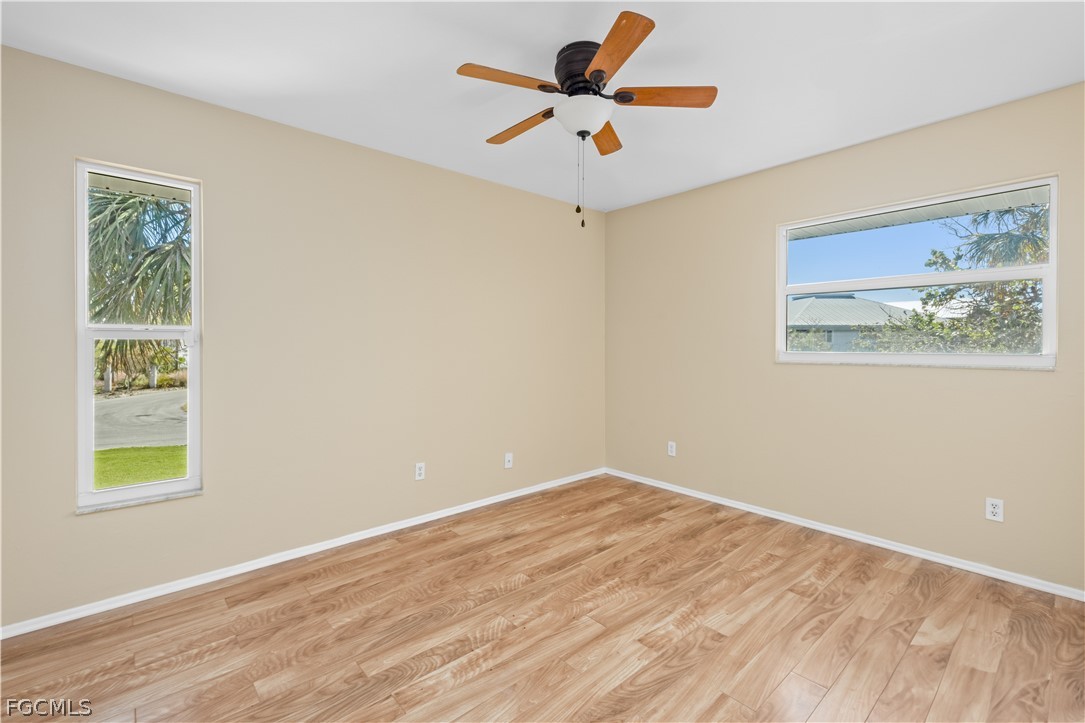 1813 Long Point Ln Property Photo 25