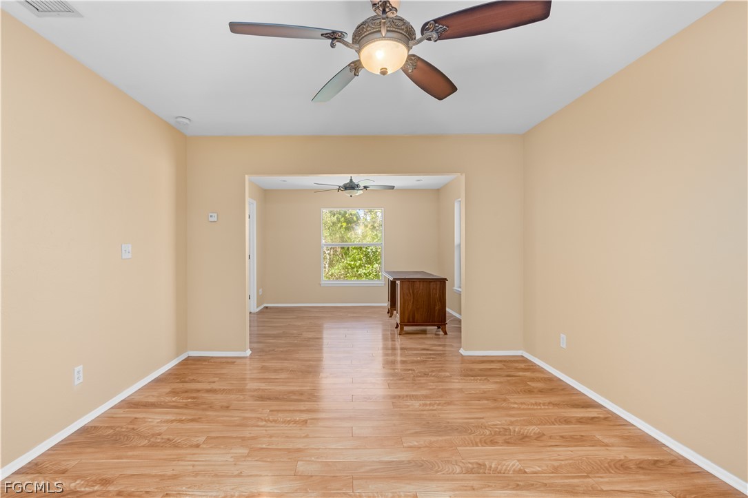 1813 Long Point Ln Property Photo 32