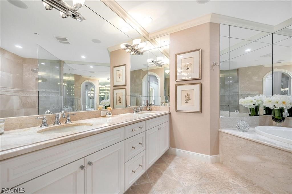 2542 Marquesa Royale Ln 6 Property Photo 12