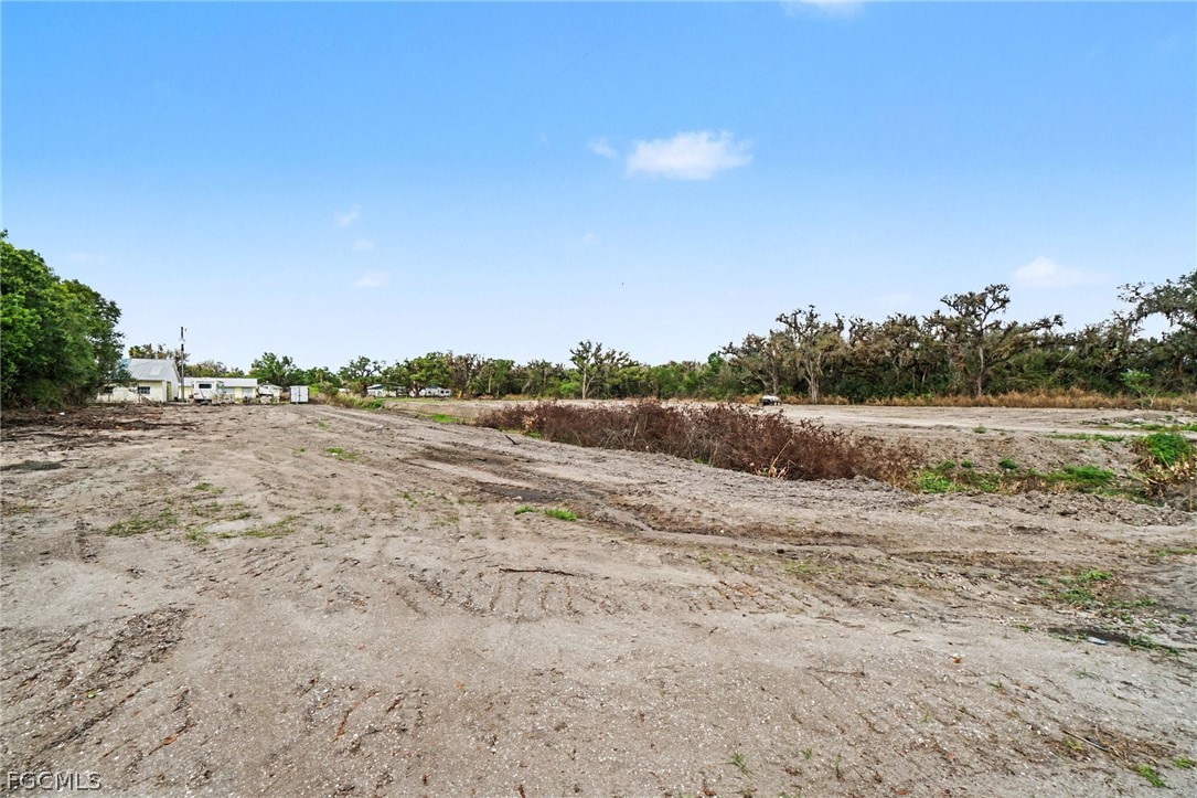 1097 Marshall Field Rd Property Photo 8