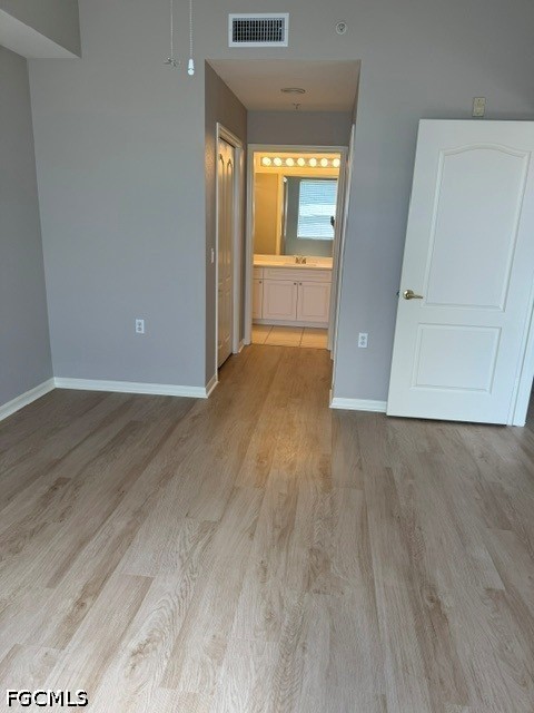 8570 Kingbird Loop 535 Property Photo 25