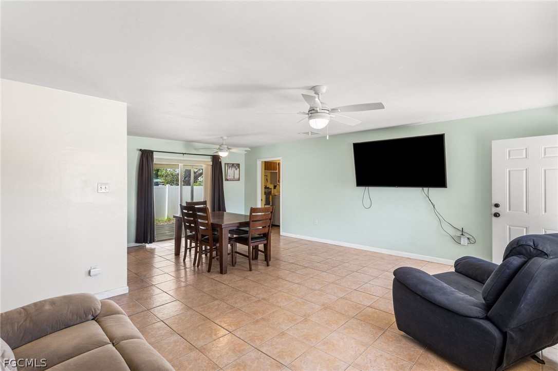 2803 W Cypress Ave Property Photo 8