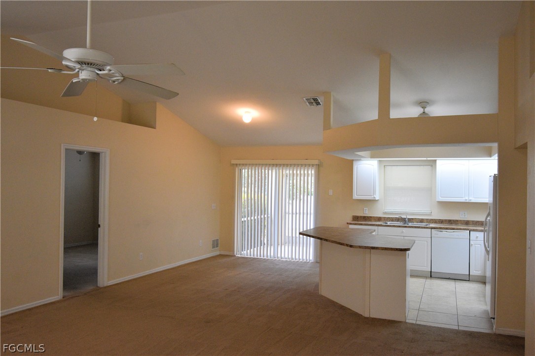1724 Sw 15th Ter Property Photo 4