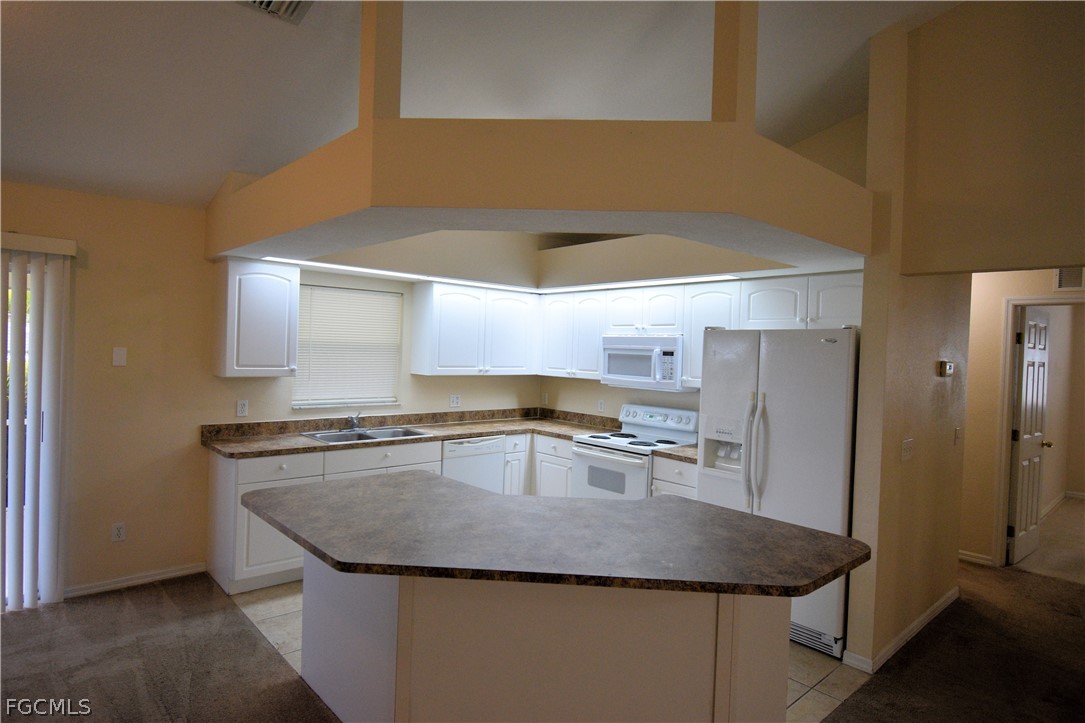 1724 Sw 15th Ter Property Photo 7