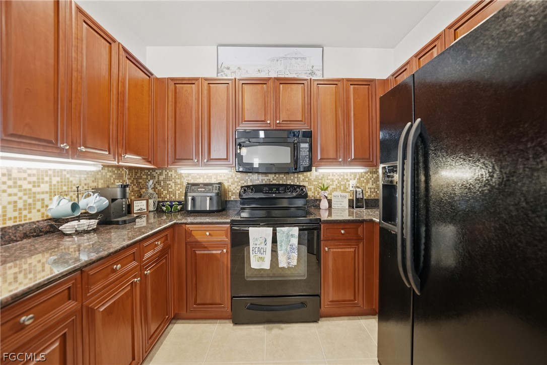 17288 Acapulco Rd 421 Property Photo 6