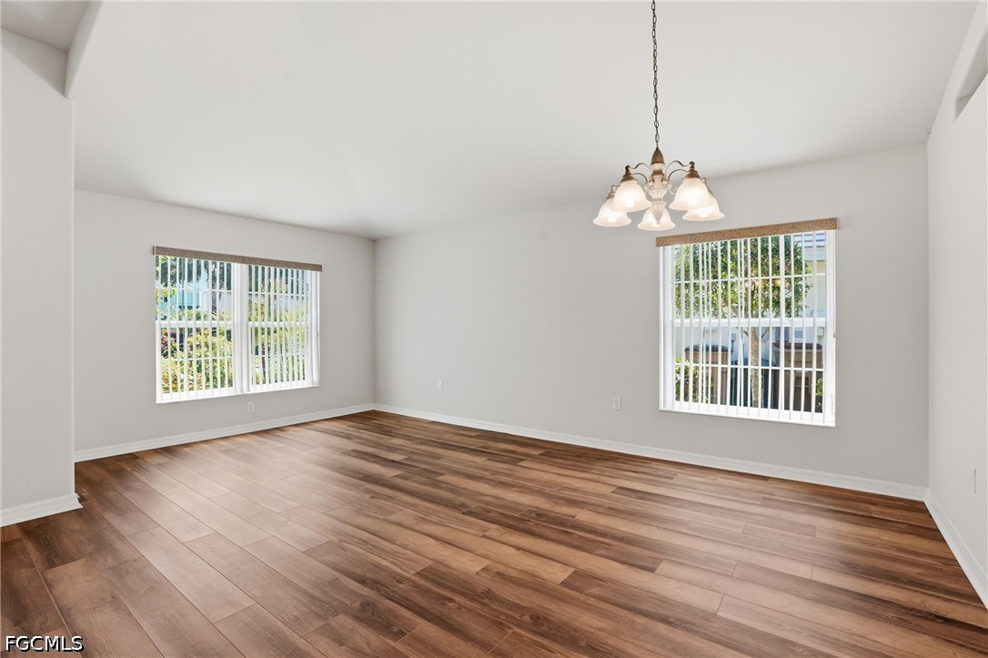 2457 Sutherland Ct Property Photo 4