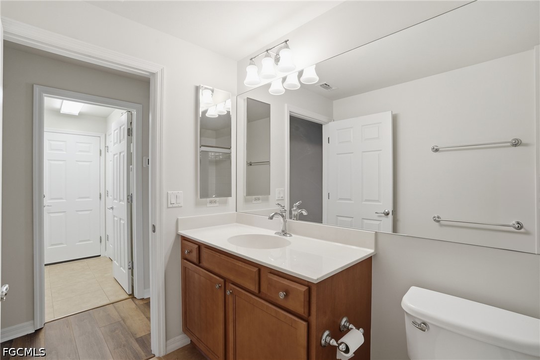 2457 Sutherland Ct Property Photo 18