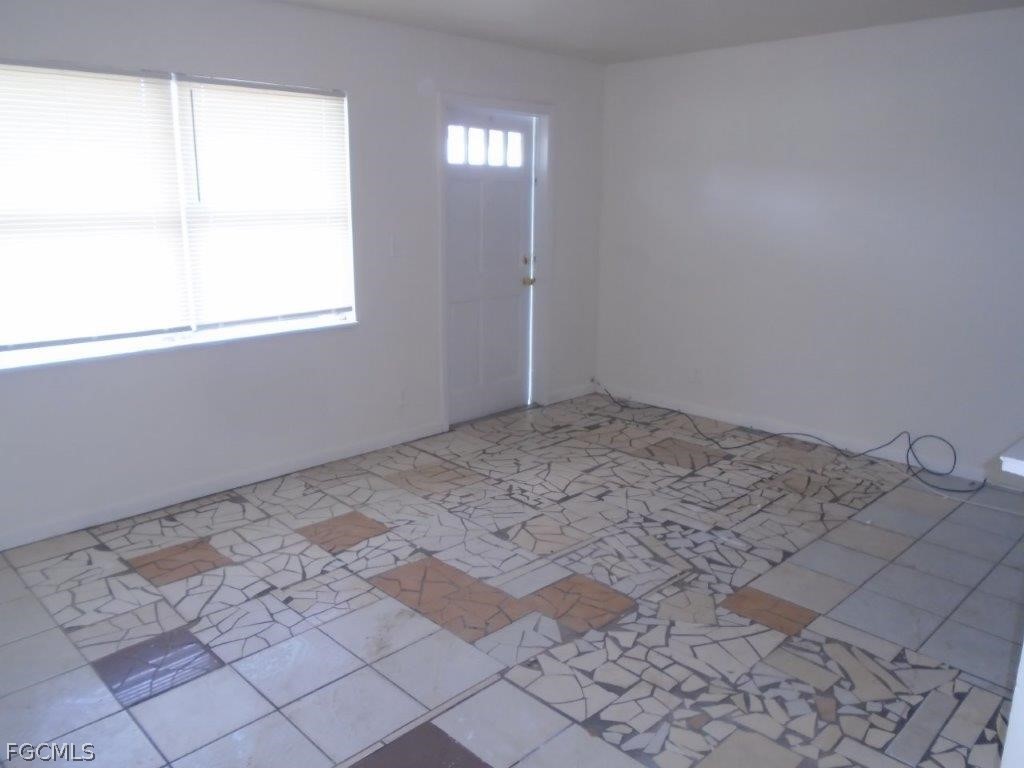 5522 2nd Ave Property Photo 3