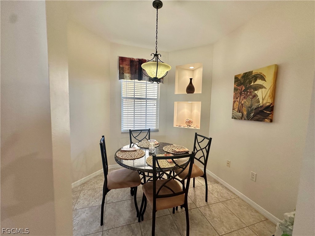 1133 Van Loon Commons Cir 203 Property Photo 9